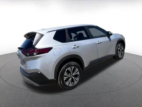 Used 2023 Nissan Rogue SV image 54