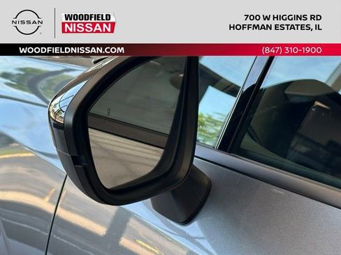 Certified 2025 Nissan Murano SV AWD/4WD image 11