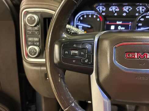 Used 2019 GMC Sierra 1500 SLT w/ SLT Premium Plus Package AWD/4WD image 32