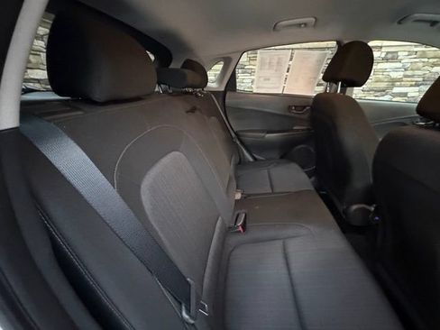 Certified 2023 Hyundai Kona SEL AWD/4WD image 34
