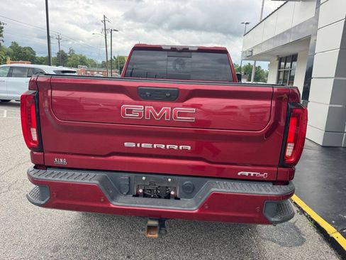 Used 2020 GMC Sierra 2500 AT4 w/ AT4 Premium Package AWD/4WD image 11