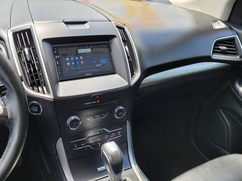 Used 2018 Ford Edge SEL w/ Equipment Group 201A AWD/4WD image 21