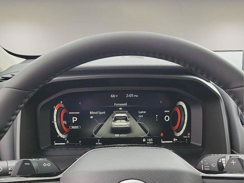 Used 2025 Nissan Rogue SL image 18