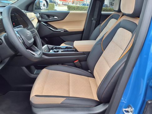 New 2026 Chevrolet Equinox ACTIV AWD/4WD image 12