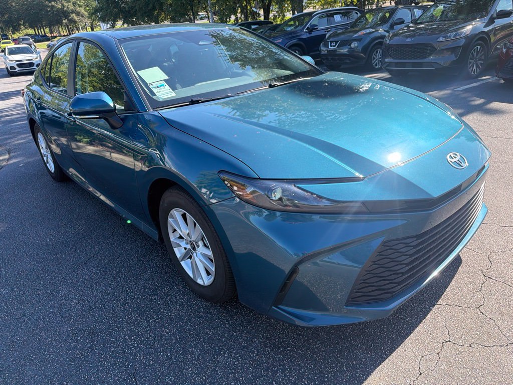 Used 2026 Toyota Camry LE FWD image 4