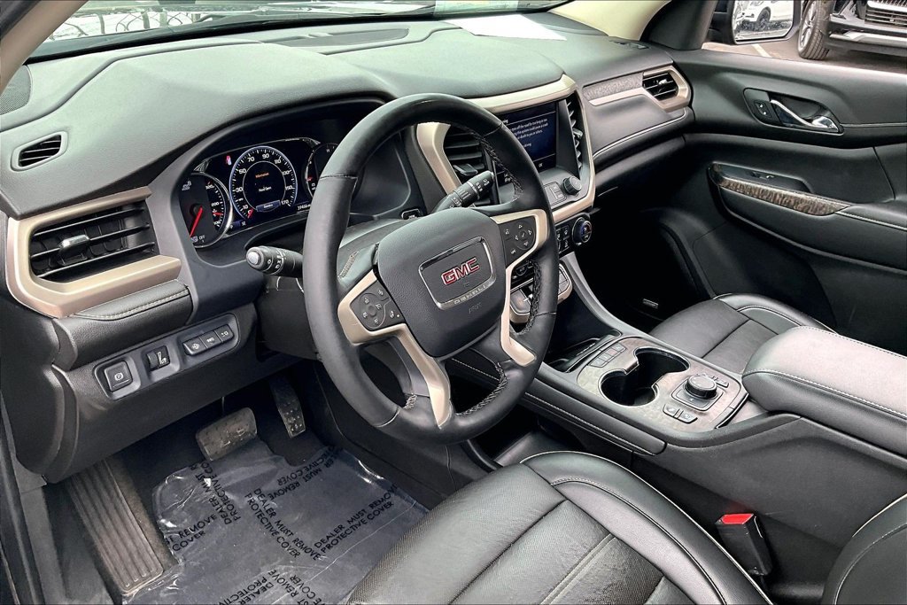Used 2023 GMC Acadia Denali FWD image 17
