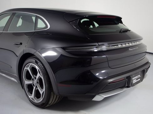 Certified 2023 Porsche Taycan 4S image 41