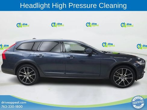 Used 2020 Volvo V90 T6 Cross Country AWD/4WD image 4