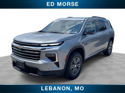 Used 2025 Chevrolet Traverse LT