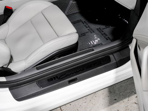 Used 2022 Porsche 911 Carrera GTS image 28