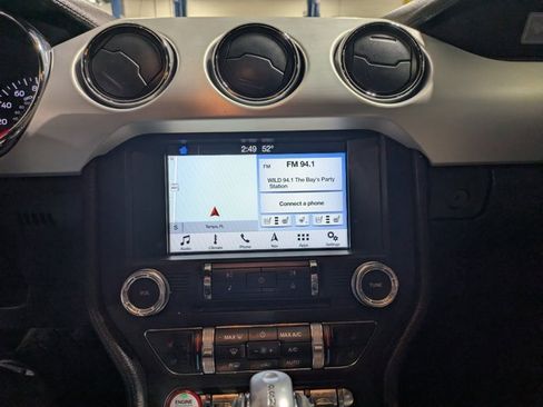 Used 2017 Ford Mustang Premium image 14