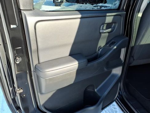 Used 2022 Nissan Frontier S w/ Technology Package image 20