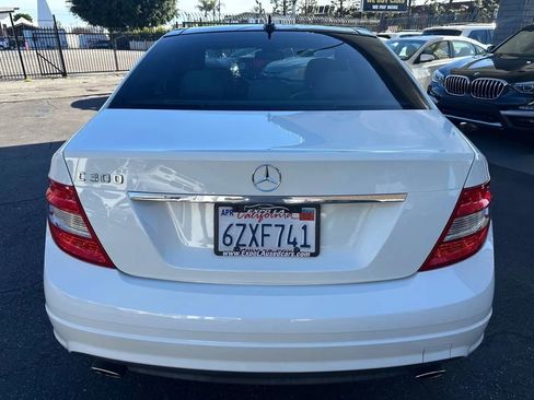 Used 2011 Mercedes-Benz C 300 Sedan image 16