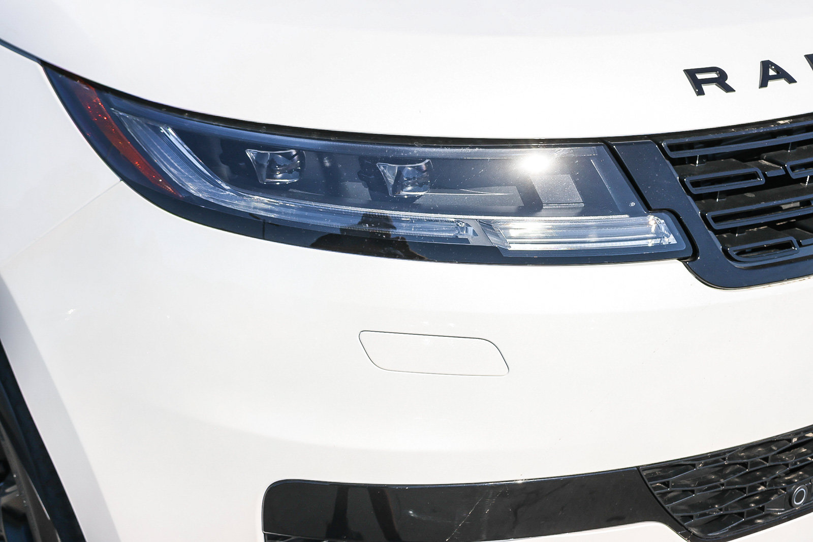 New 2027 Land Rover Range Rover Sport Battersea AWD/4WD image 14