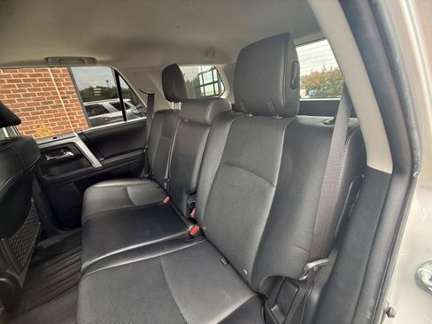 Used 2022 Toyota 4Runner Limited RWD image 13