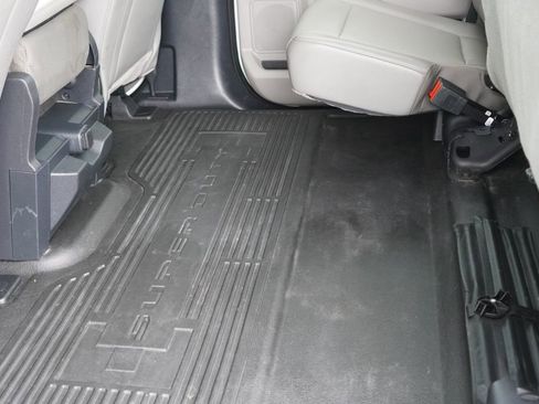 Used 2022 Ford F250 XL w/ Power Equipment Group AWD/4WD image 29