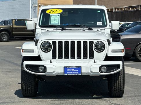 Used 2022 Jeep Wrangler Unlimited Sahara AWD/4WD image 8