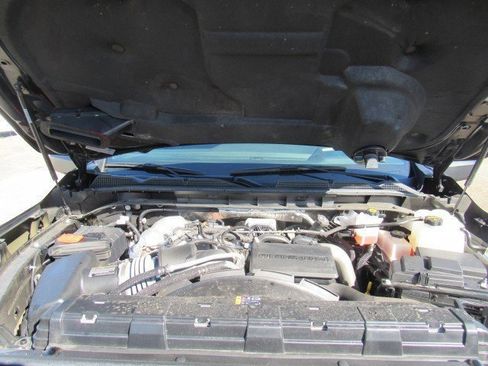 Used 2024 GMC Sierra 2500 AT4 w/ Technology Package image 22