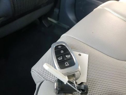 Used 2024 Hyundai Palisade Limited image 30