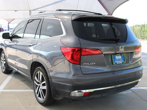 Used 2016 Honda Pilot Touring image 3