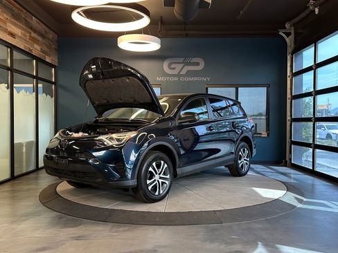 Used 2018 Toyota RAV4 LE w/ All Weather Liner Package AWD/4WD image 24