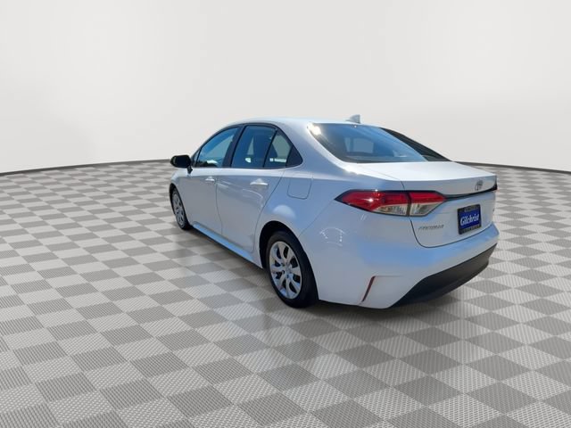 Used 2024 Toyota Corolla LE FWD image 6