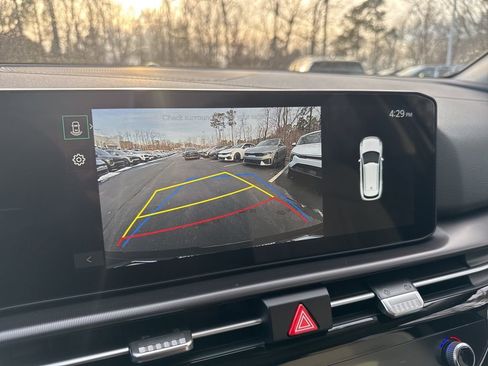 New 2026 Kia Sportage EX image 4