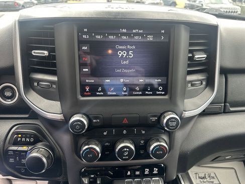 Used 2020 RAM 1500 Big Horn image 25