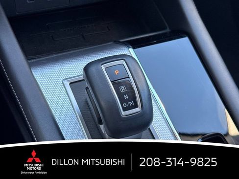 Used 2024 Mitsubishi Outlander SEL AWD/4WD image 23