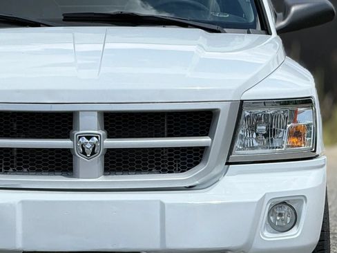 Used 2011 Dodge Dakota Big Horn RWD image 12