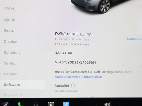 Used 2020 Tesla Model Y Long Range image 53