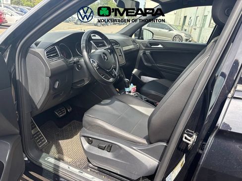 Used 2020 Volkswagen Tiguan SE R-Line w/ 3rd Row Seat Package AWD/4WD image 6