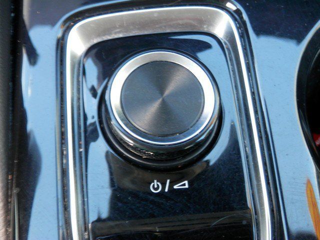 Used 2024 Buick Envision Preferred AWD/4WD image 28