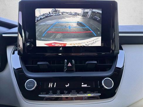 Certified 2025 Toyota Corolla LE image 19