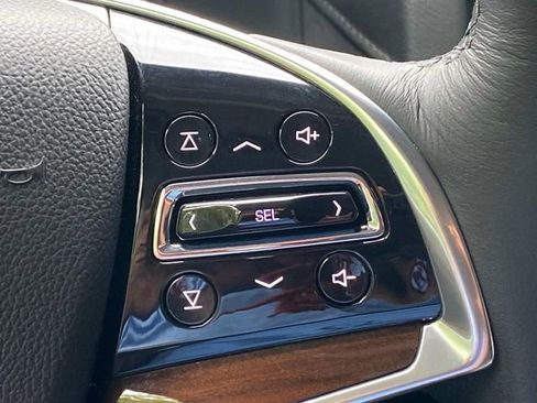Used 2020 Cadillac Escalade Luxury RWD image 22