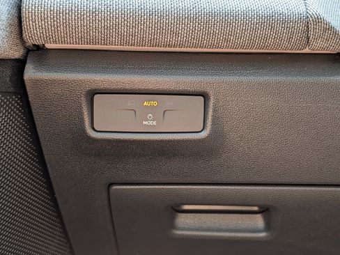Certified 2026 Volkswagen Tiguan S AWD/4WD image 32