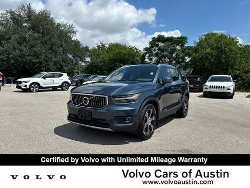 Used 2022 Volvo XC40 T5 Inscription image 1