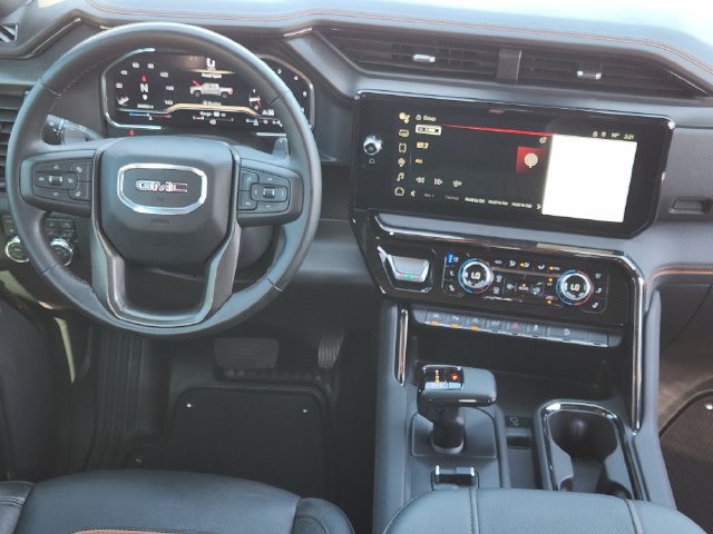 Used 2024 GMC Sierra 1500 AT4 w/ Technology Package AWD/4WD image 27