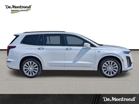 Used 2023 Cadillac XT6 Premium Luxury w/ Platinum Package FWD image 4