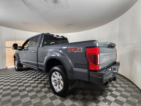 Certified 2021 Ford F350 Platinum w/ FX4 Off-Road Package image 5