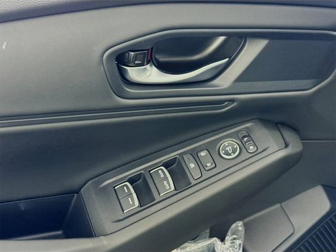 New 2025 Honda Accord SE image 13