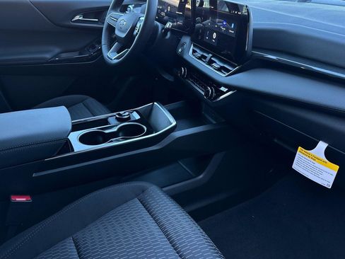 New 2026 Chevrolet Equinox LT image 21