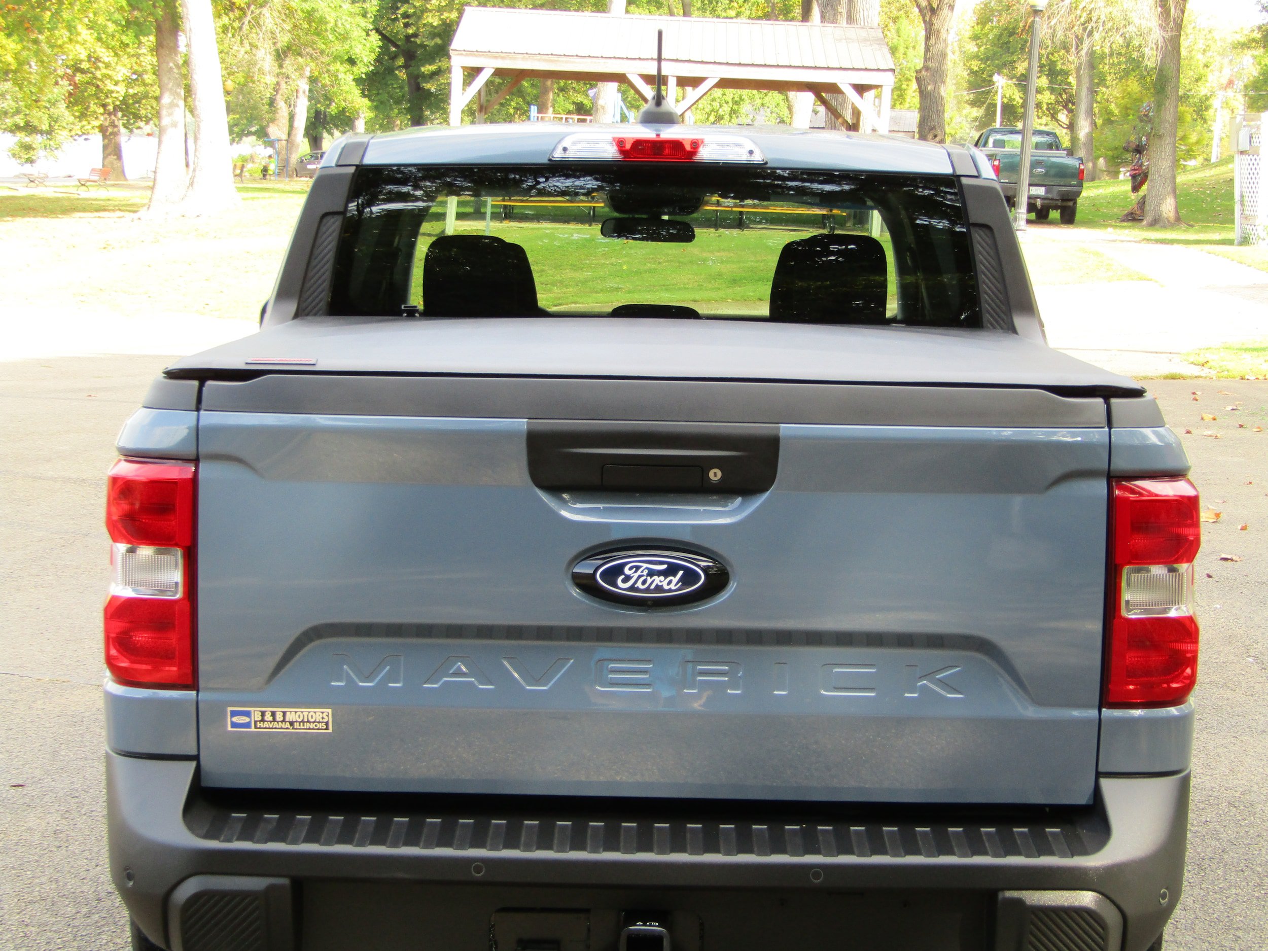 Used 2025 Ford Maverick XLT w/ XLT Luxury Package AWD/4WD image 3