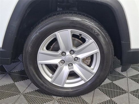 Used 2022 Jeep Compass Latitude w/ Convenience Group image 12