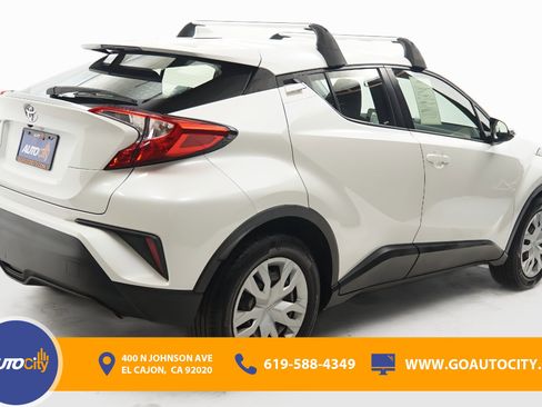 Used 2021 Toyota C-HR LE image 6