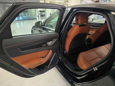 Used 2023 Jaguar XF R-Dynamic SE image 18