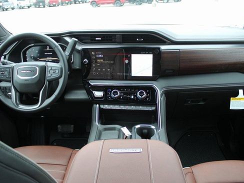New 2026 GMC Sierra 2500 Denali Ultimate image 8