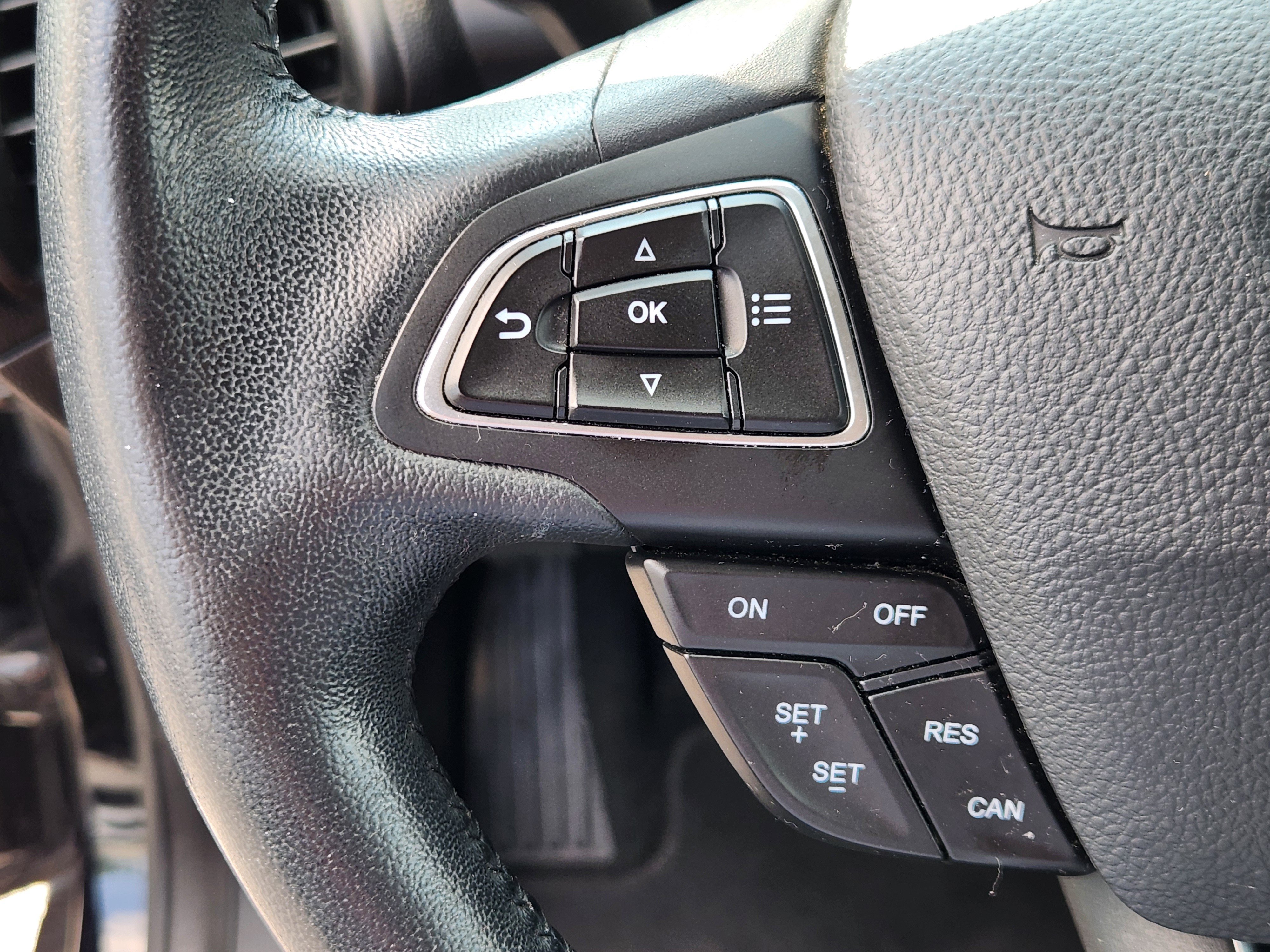 Used 2018 Ford EcoSport SE FWD image 23