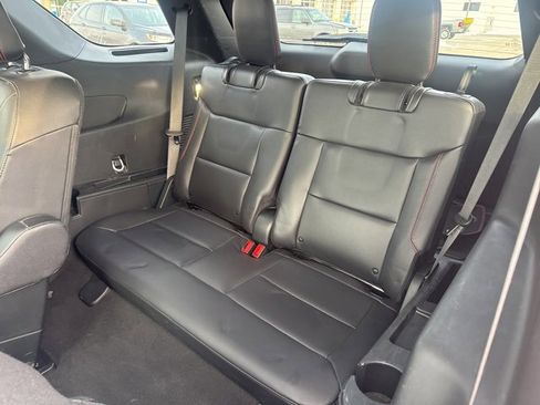 Used 2023 Ford Explorer ST-Line w/ Class IV Trailer Tow Package image 11