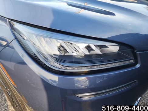 Used 2022 Lincoln Corsair AWD w/ Equipment Group 101A image 8